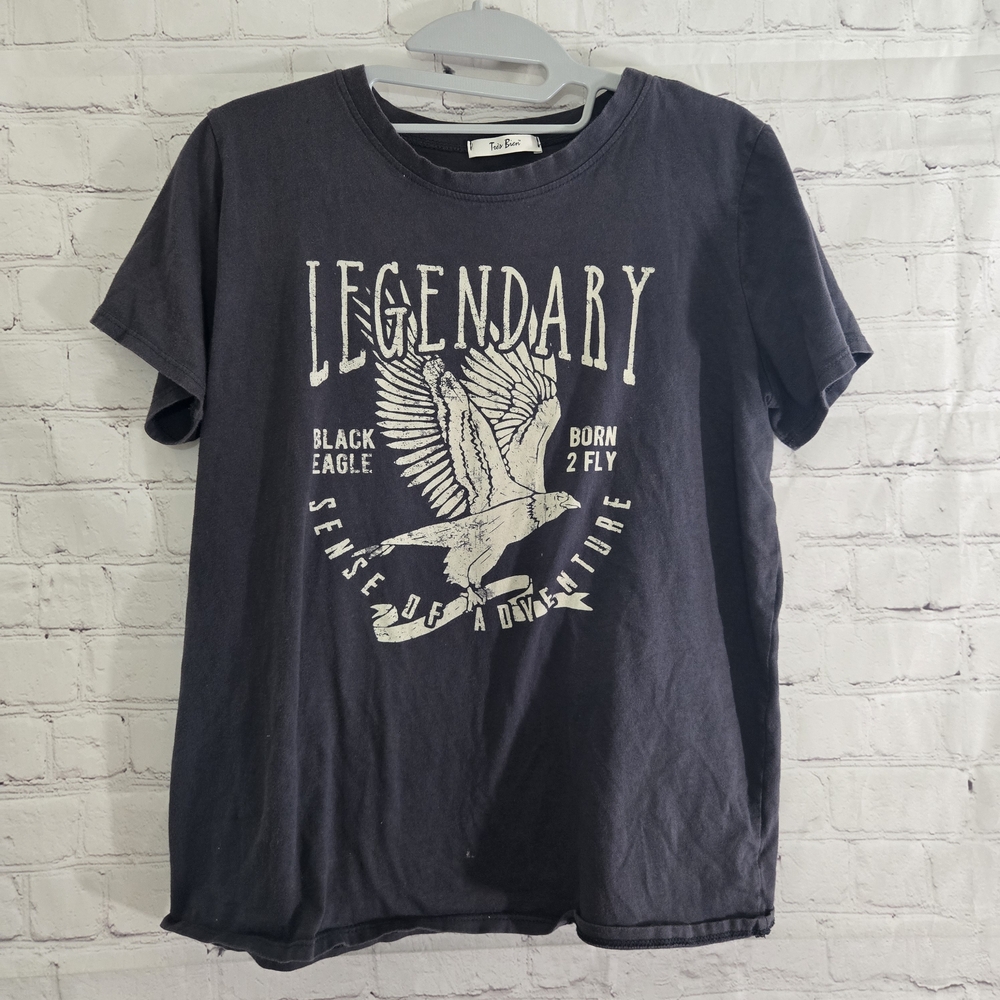 Tres Bien‎ Gray Legndary Graphic EAGEL Biker Tee Sz. M